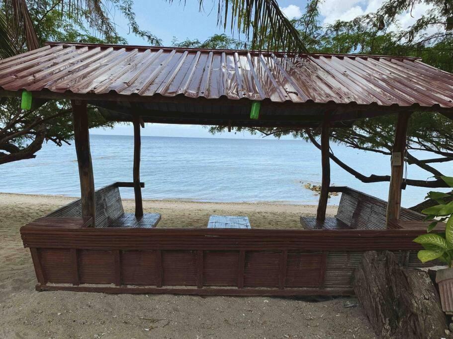 Beach Getaway Studio Villa In Lobo 外观 照片