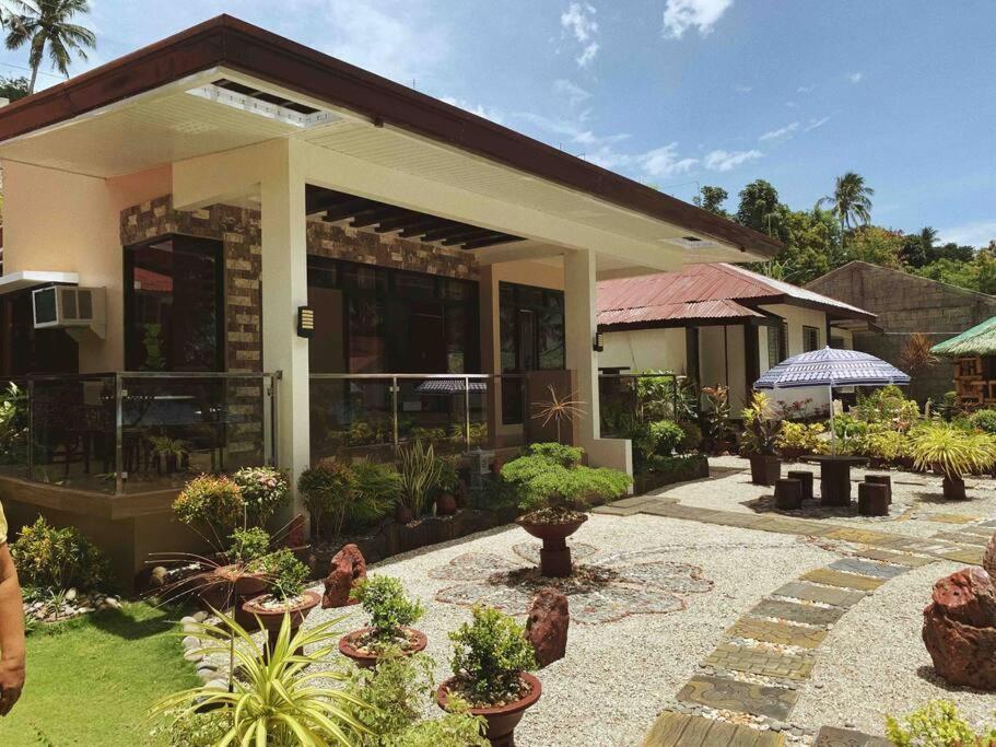 Beach Getaway Studio Villa In Lobo 外观 照片